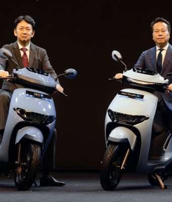 Honda Unveils 2 electric scooters - ACTIVA e and QC1