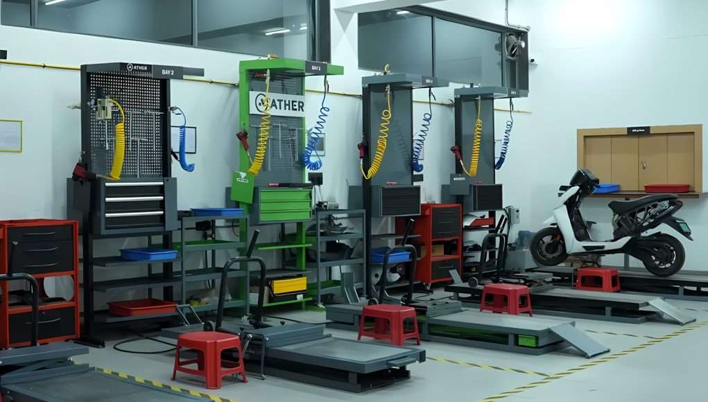 Ather Energy Unveils Premium Ather Gold Service Centres - Starts with Nashik