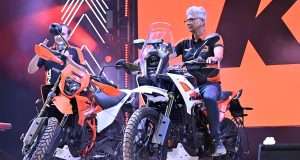 KTM Unveils 390 ADVENTURE and 390 ENDURO R at India Bike Week 2024