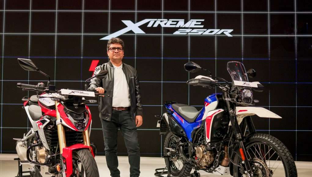 Niranjan Gupta, CEO - Hero MotoCorp with the Hero Xtreme 250R & the Hero Xpulse 210