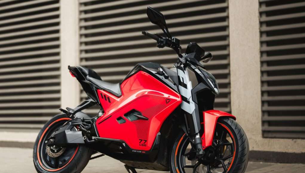Ultraviolette Launches the F77 SuperStreet - Fast and Comfortable