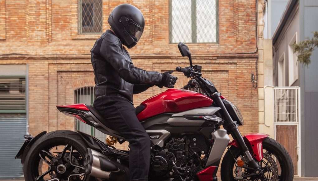 New 2025 Ducati XDiavel V4