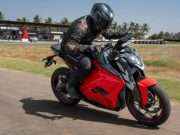 Ultraviolette F77 Super Street review