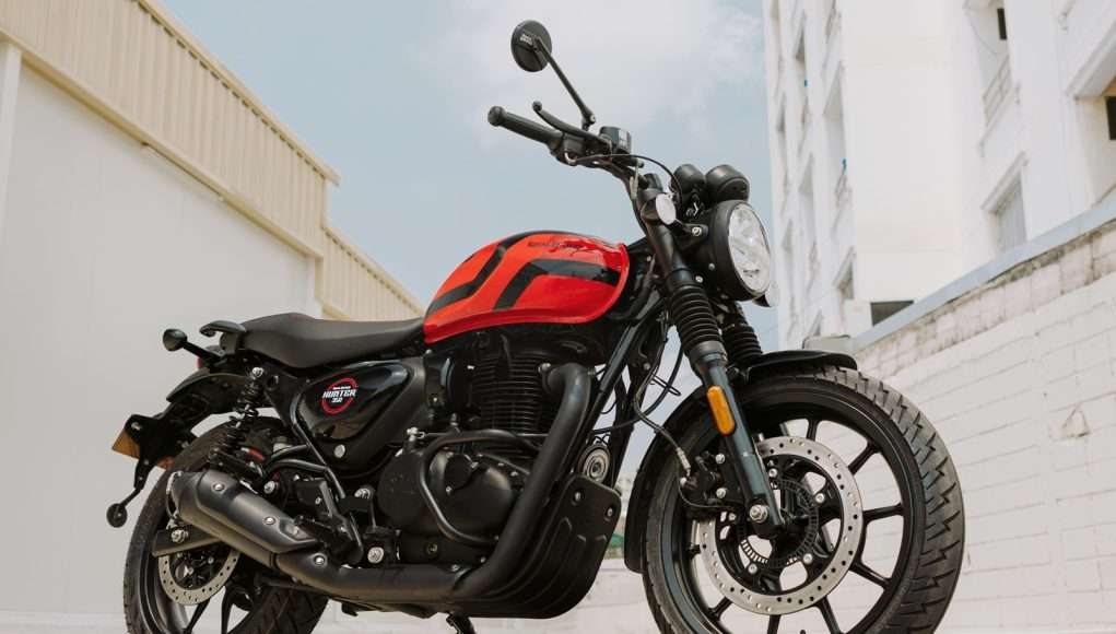 2025 Royal Enfield Hunter 350 London Red