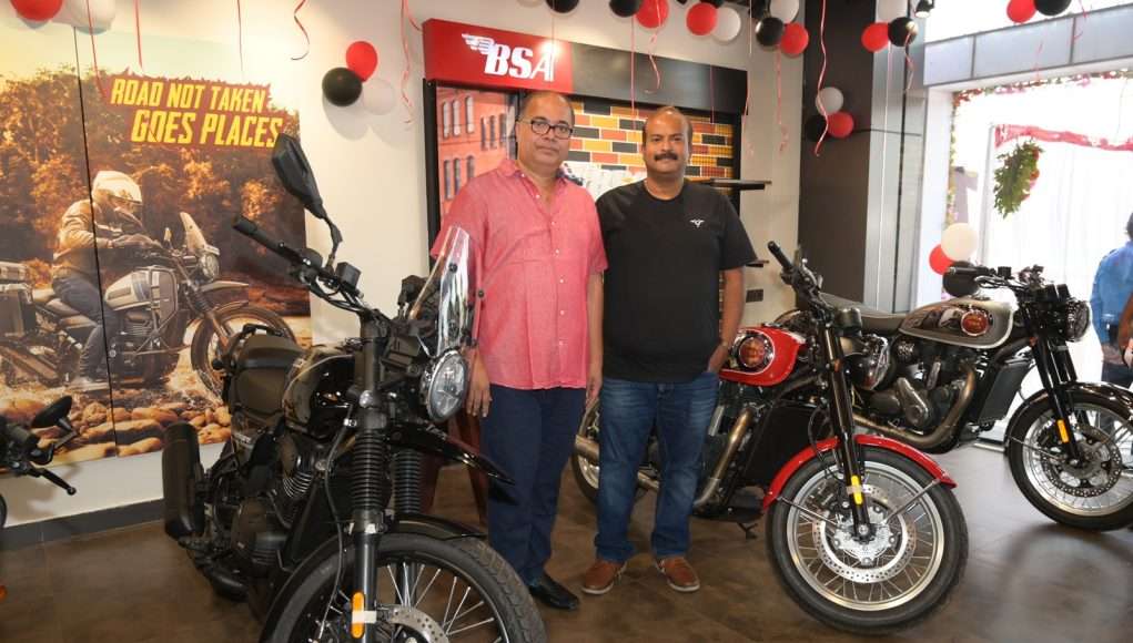 Jawa Yezdi Motorcycles Hyderabad - REVEXPERIENCE MOTO