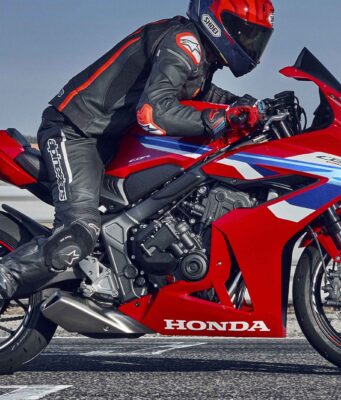 New 2025 Honda CBR650R E-Clutch