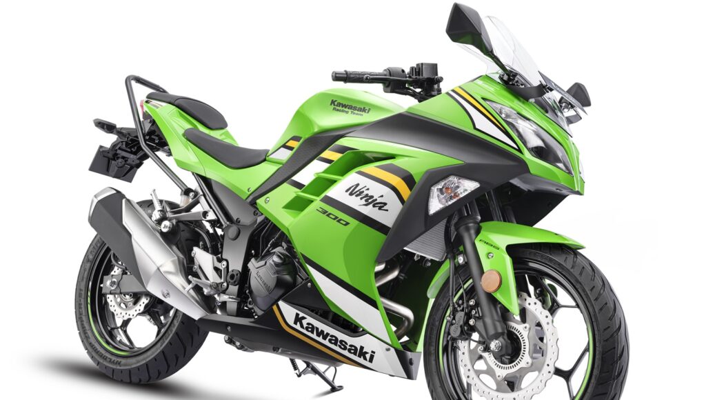 2025 Kawasaki Ninja 300 Lime green