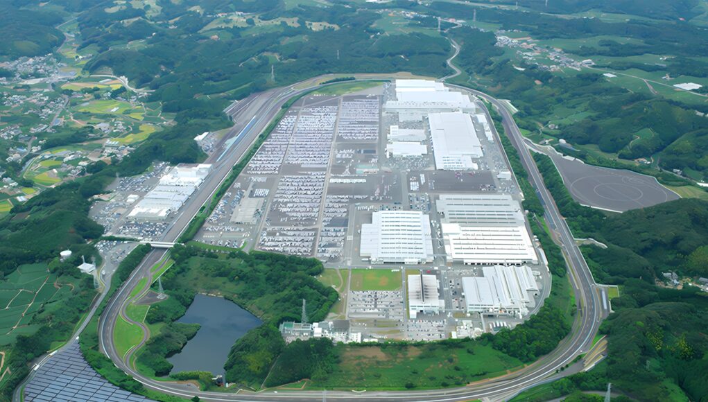 What is known about the construction of Suzuki's new plant in India
