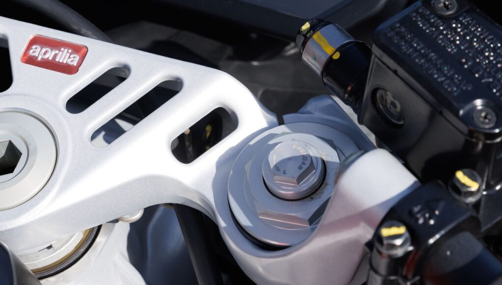 Pre-load Adjustment on Motorcycle Suspensions