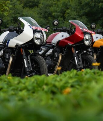 2025 Triumph Thruxton 400