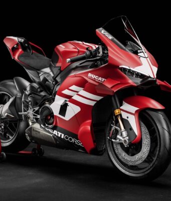 Ducati Superleggera V4 Centenario front