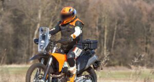 KTM 690 Rally spotted testing