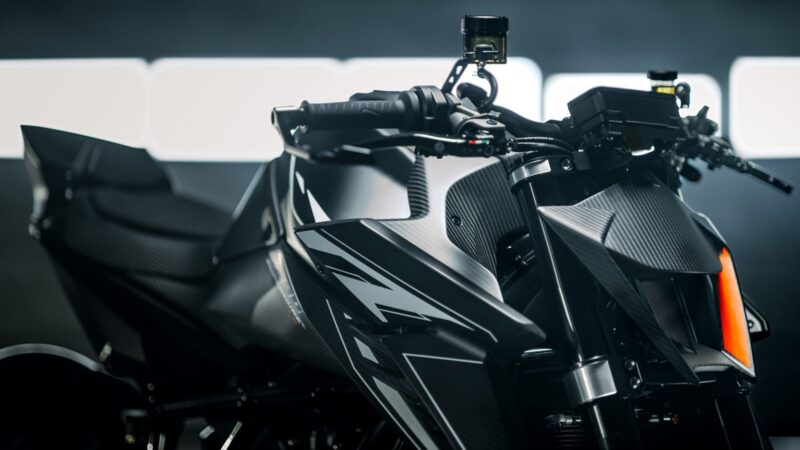 2026 KTM 1390 SUPER DUKE RR TRACK front view