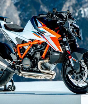 2026 KTM 1390 Super Duke RR unveiled