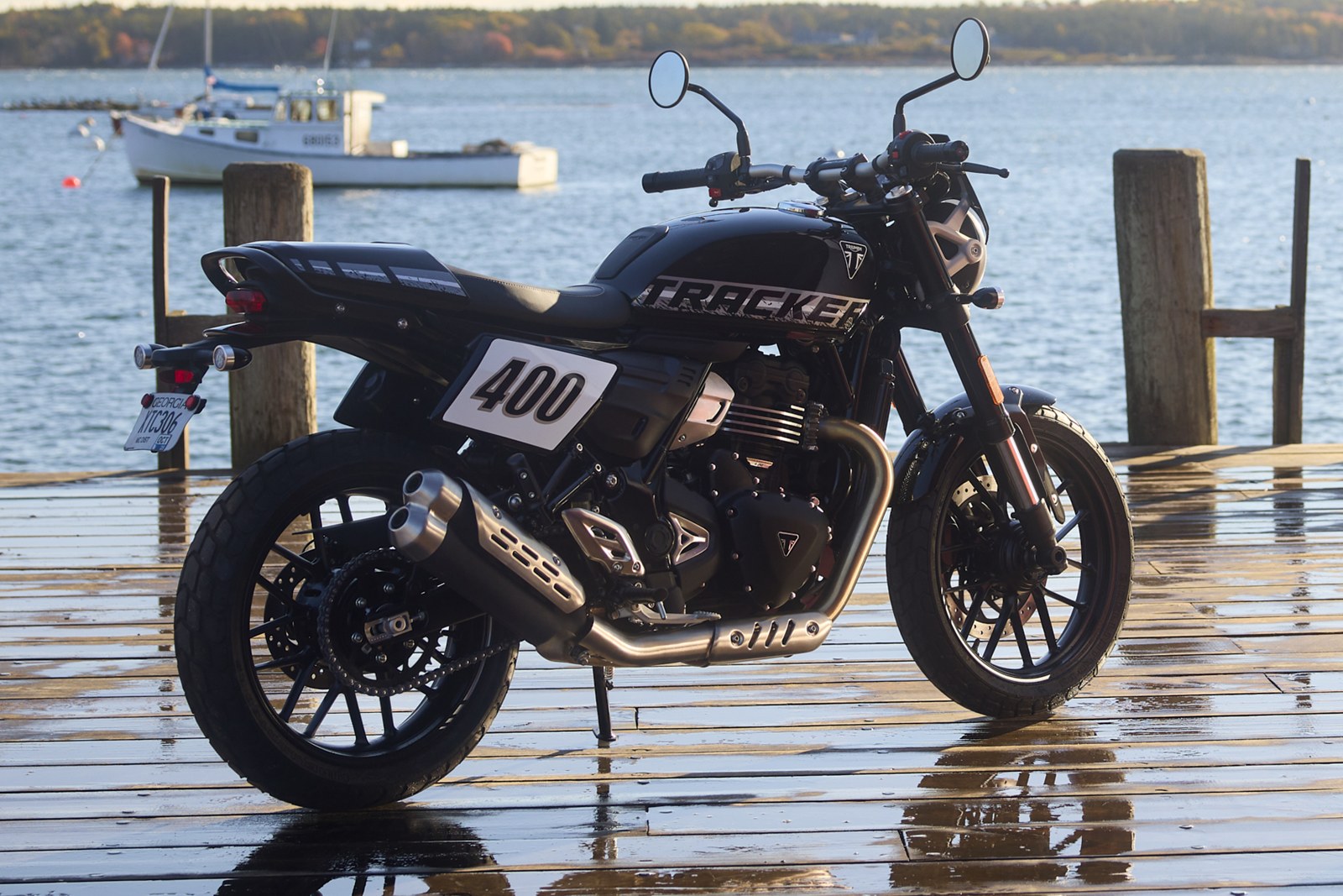 2026 Triumph Tracker 400 - Phantom black