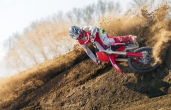 Ducati Desmo450 MX gets AI Predictive Maintenance for service