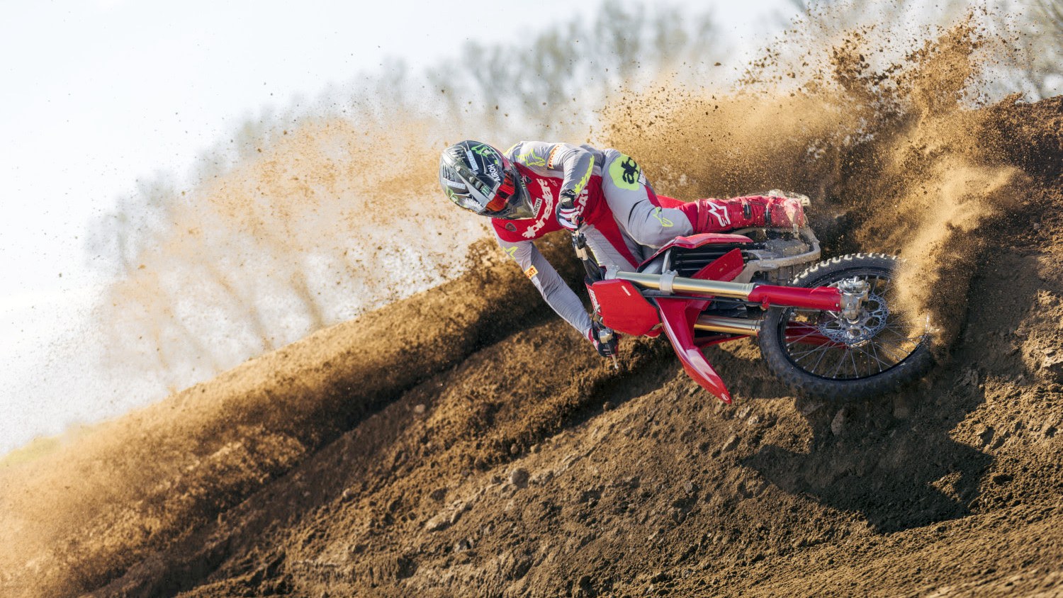 Ducati Desmo450 MX gets AI Predictive Maintenance for service