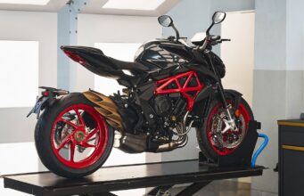 MV Agusta Brutale 800 Nero Carbonio