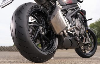New Metzeler Sportec 01 rear tyre