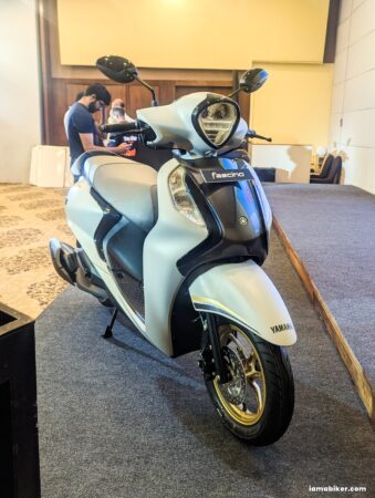 Updated 2026 Yamaha Fascino 125 Fi Hybrid front