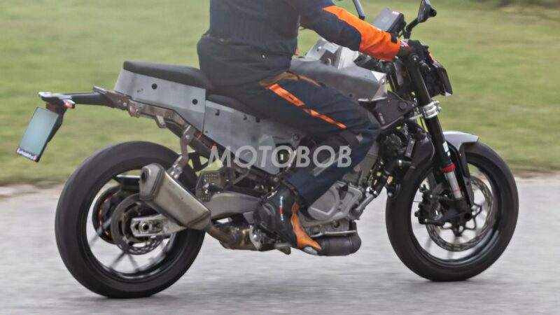 New Twin-Cylinder KTM Duke Spied