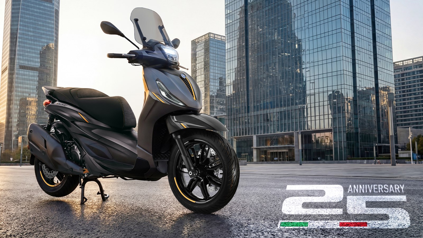 Piaggio Beverly 25th Anniversary Special Edition