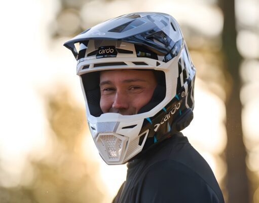Cardo Unveils Integrated Mesh Communication Helmet for Off-Road and Motocross Riders