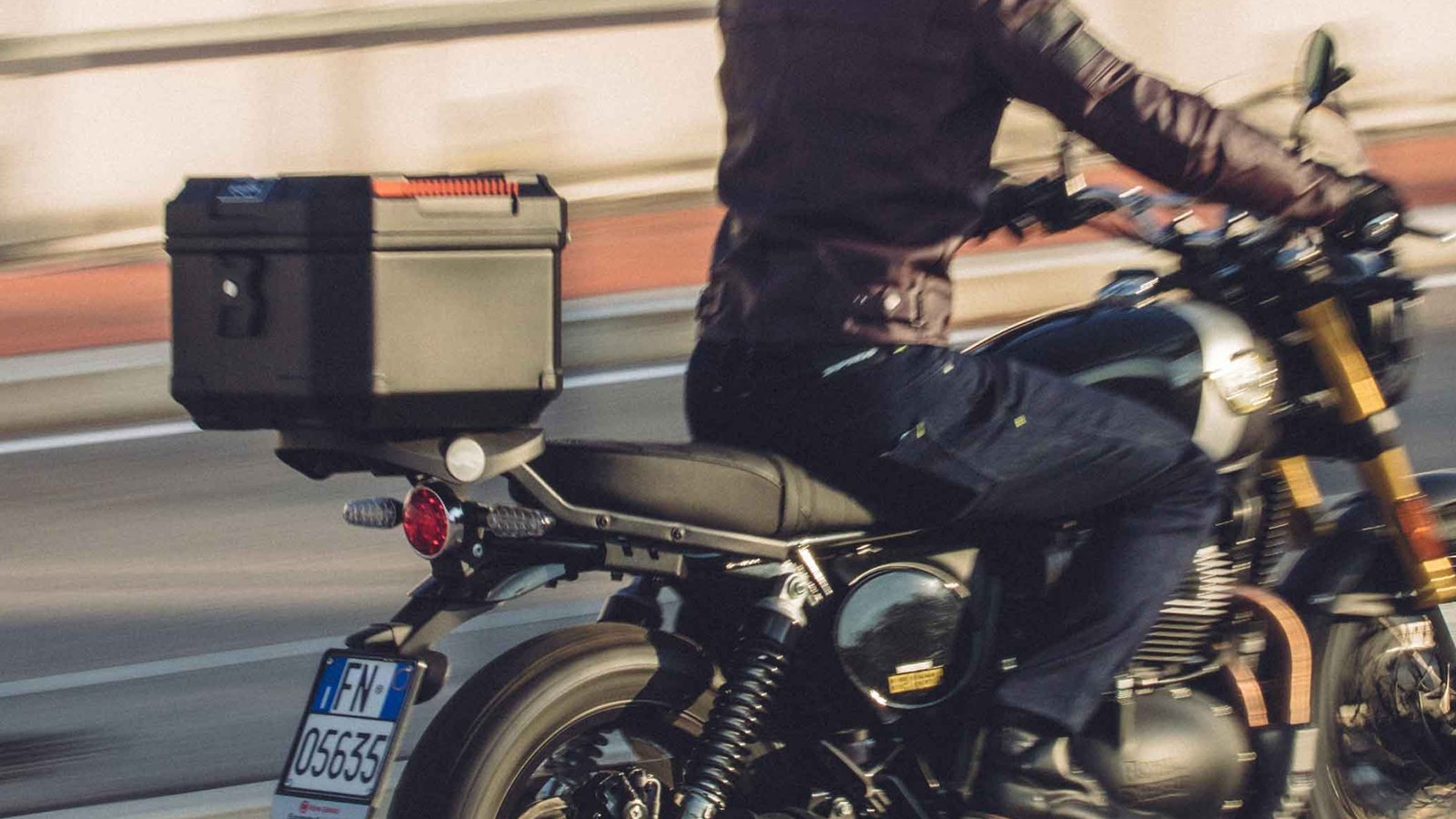 Royal Enfield Bear 650 Top Box