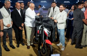 Hon’ble Gujarat Chief Minister Shri Bhupendra Patel unveiling the EX Series by Avore Electric