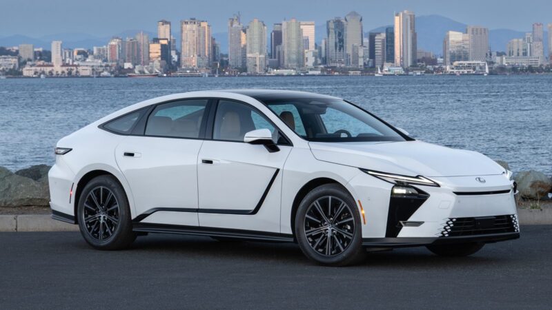 Lexus ES 350h Front right three quarter
