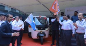 TVS and IndianOil Partner up to carry Indane Gas cylinder