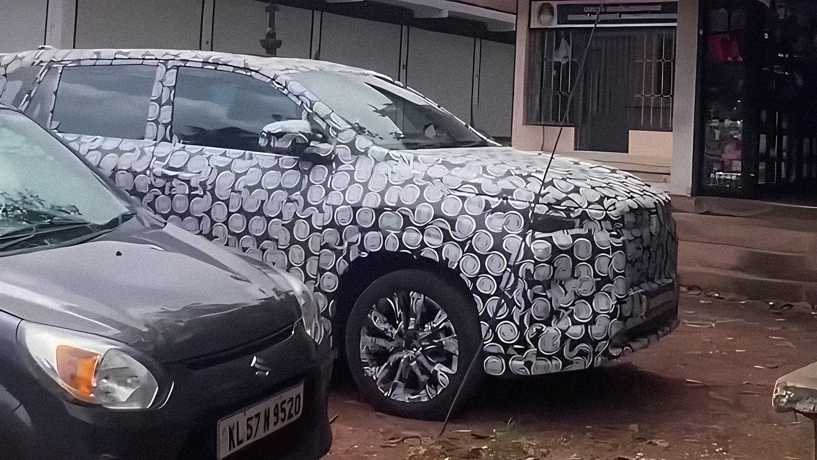Toyota Innova Hycross Facelift