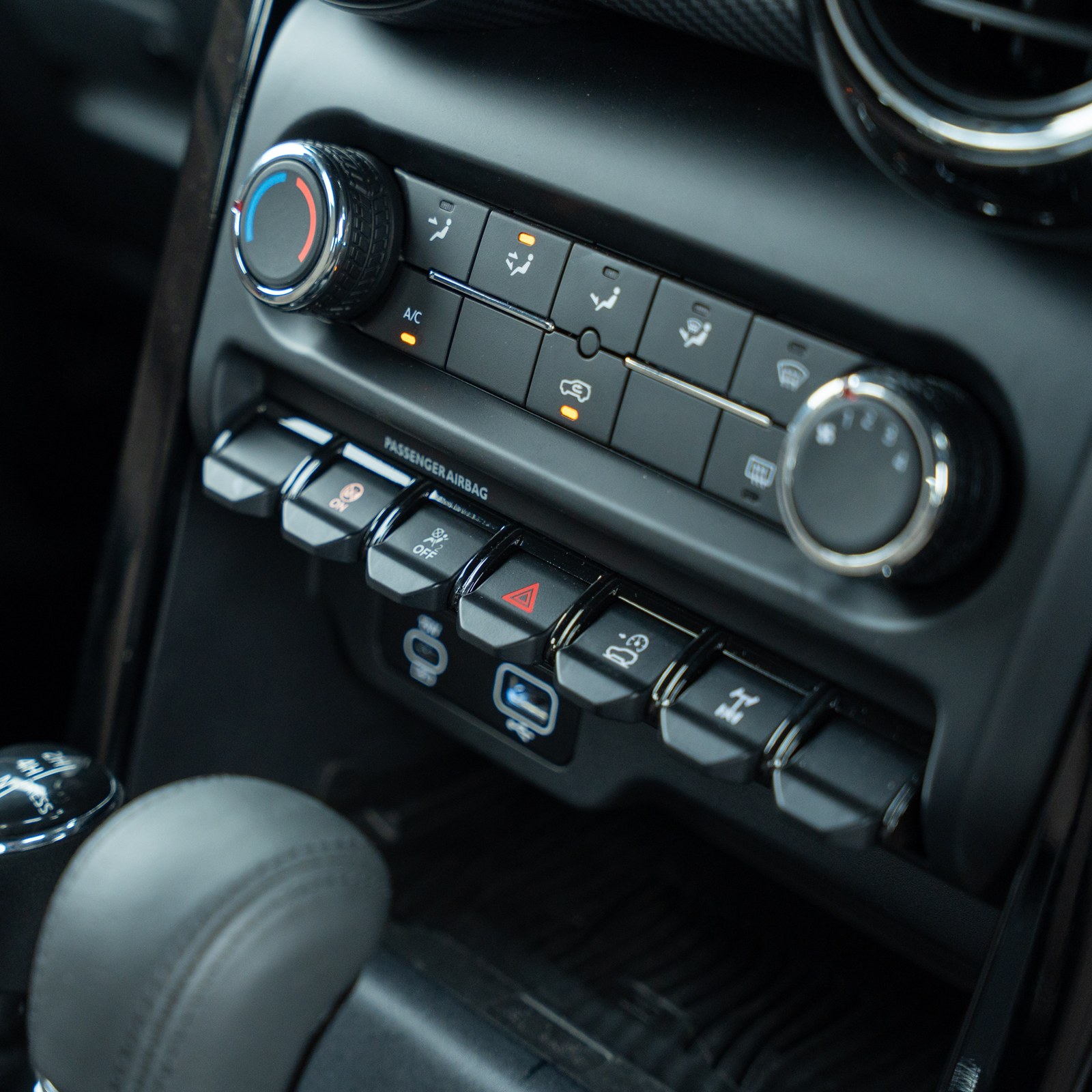 Mahindra Thar OG Control Buttons