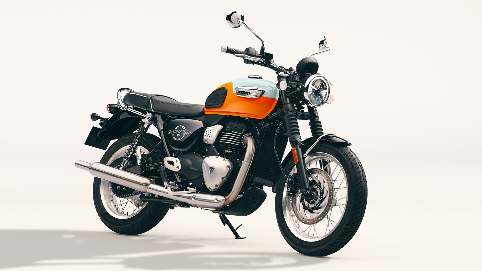 Triumph Bonneville T40 front Triumph Bonneville T40 front
